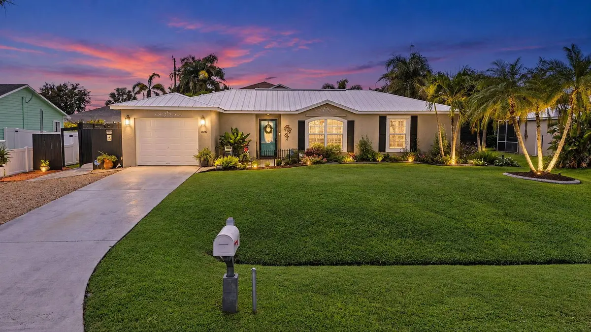 826 SW Hamberland Ave at 826 SW Hamberland Avenue, Port St. Lucie