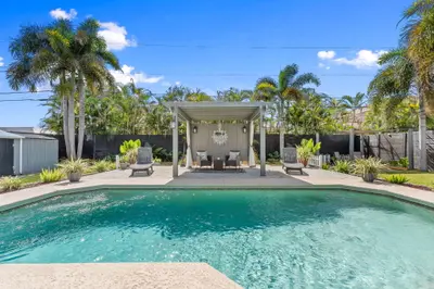 826 SW Hamberland Avenue, Port St. Lucie – Single Family Residence for sale