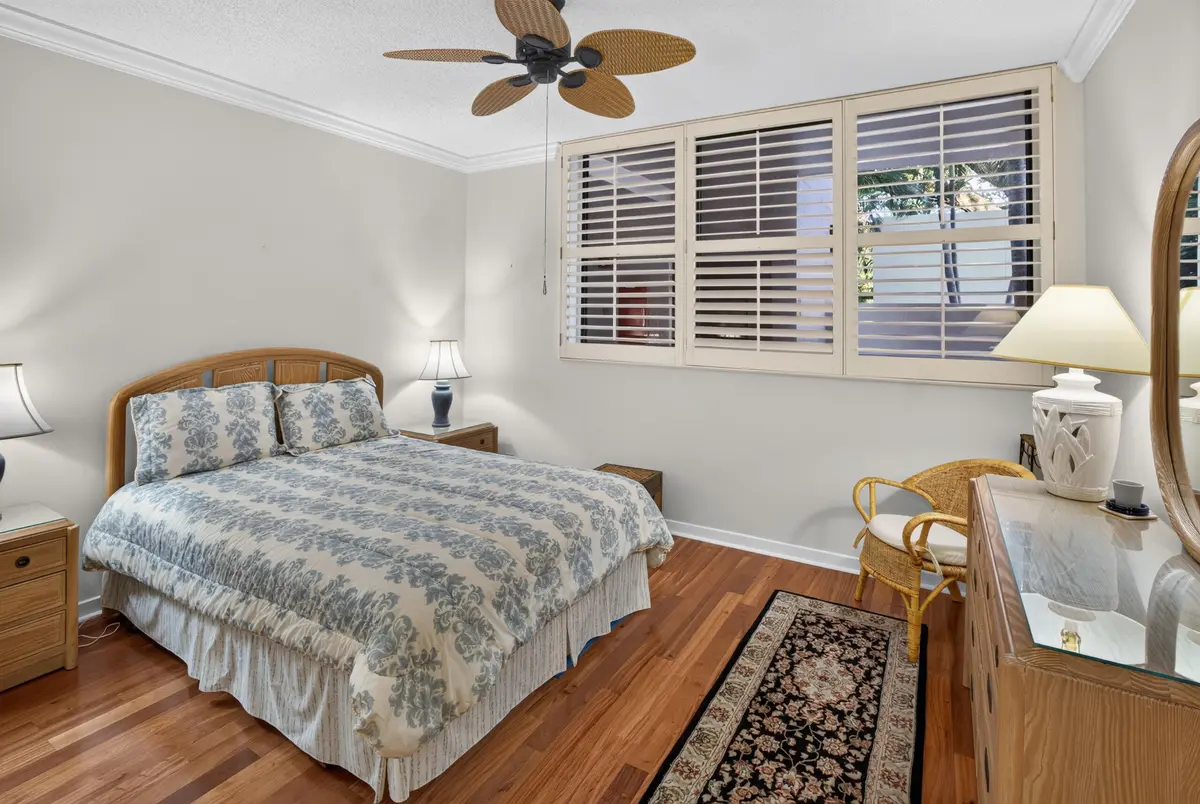 Bedroom 2 at 11370 Twelve Oaks Way 111, North Palm Beach