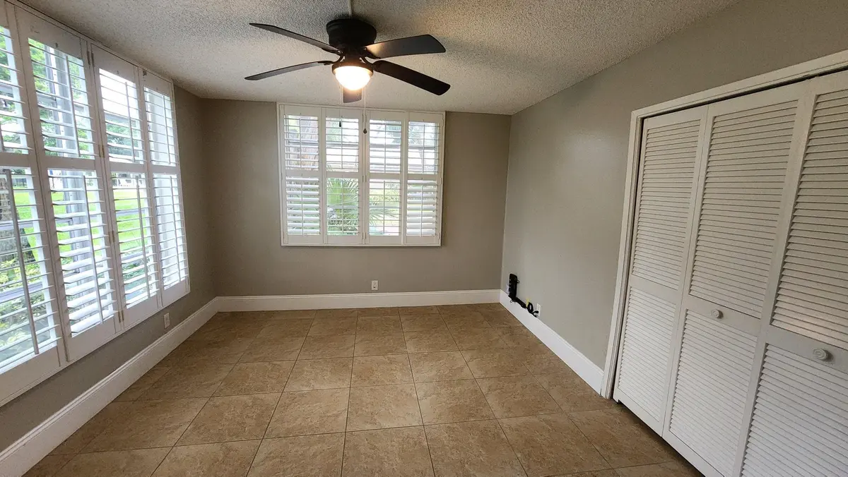 Bedroom at 2851 S PALM AIRE Drive 101, Pompano Beach
