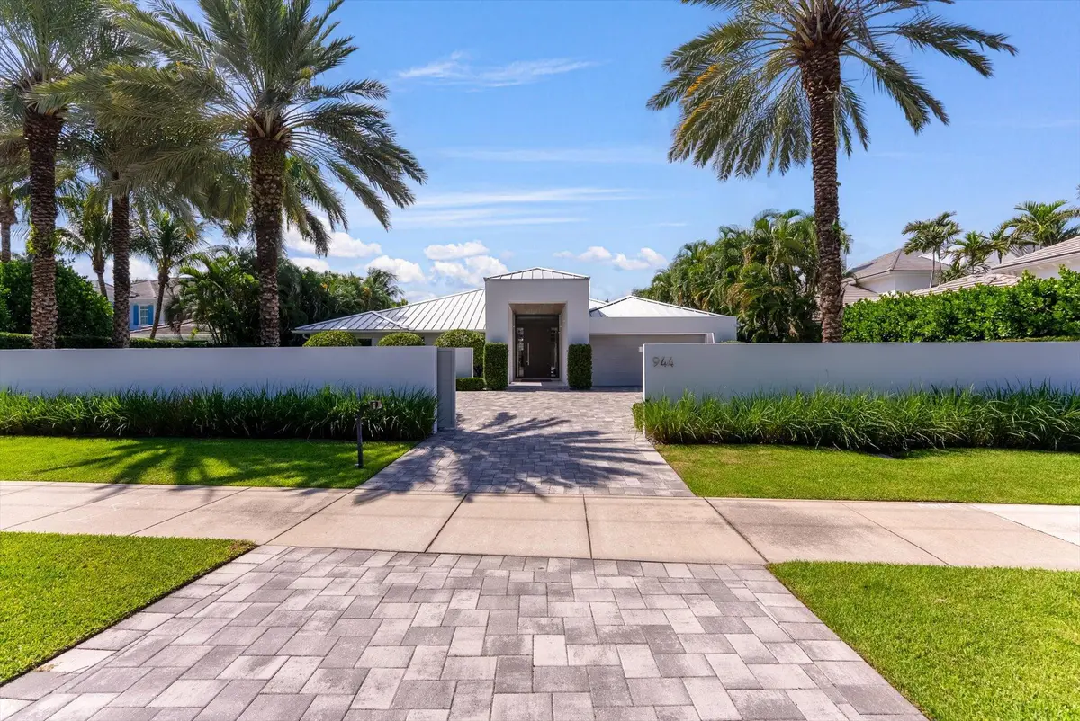 01-1 at 944 S Ocean Boulevard, Delray Beach