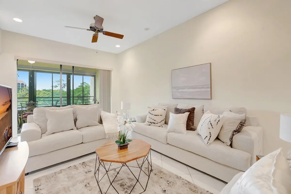 Living area at 7472 La Paz Boulevard 302, Boca Raton