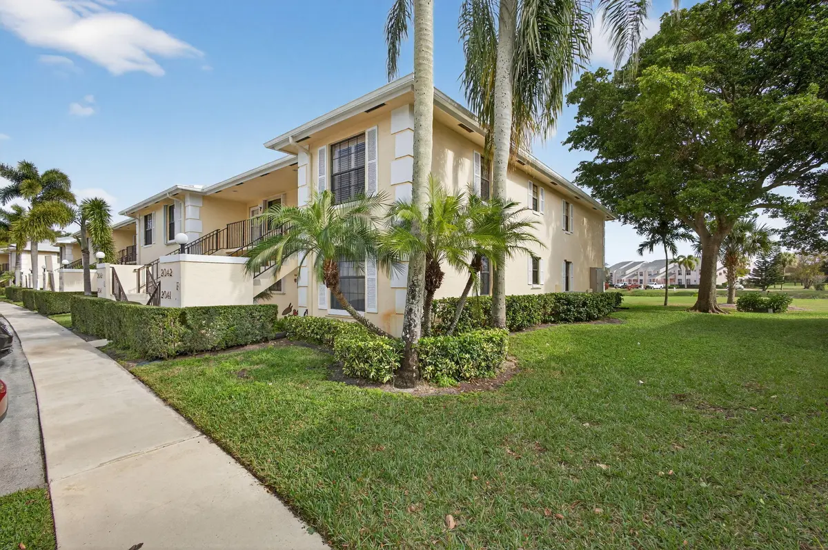 4-web-or-mls-5D1A6264 at 2041 Keystone Drive F, Jupiter
