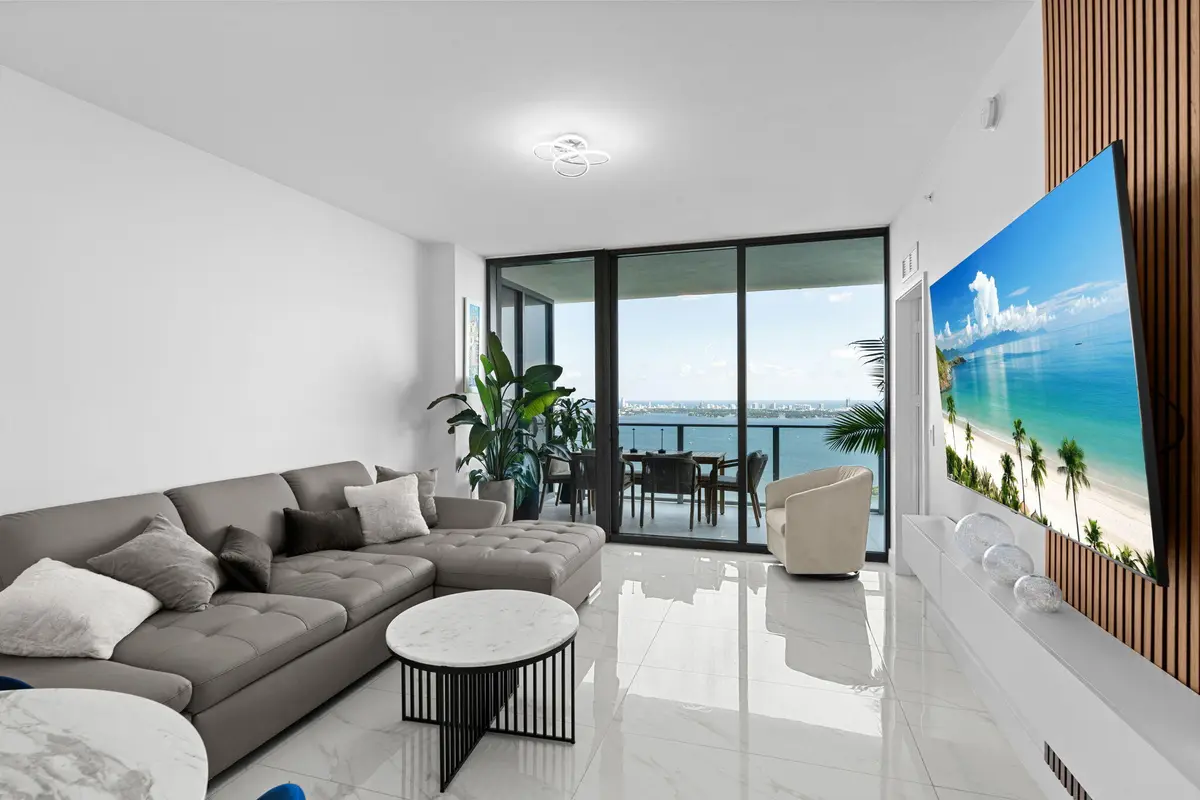 13-web-or-mls-A7401416 at 700 NE 24TH Street 4304, Miami