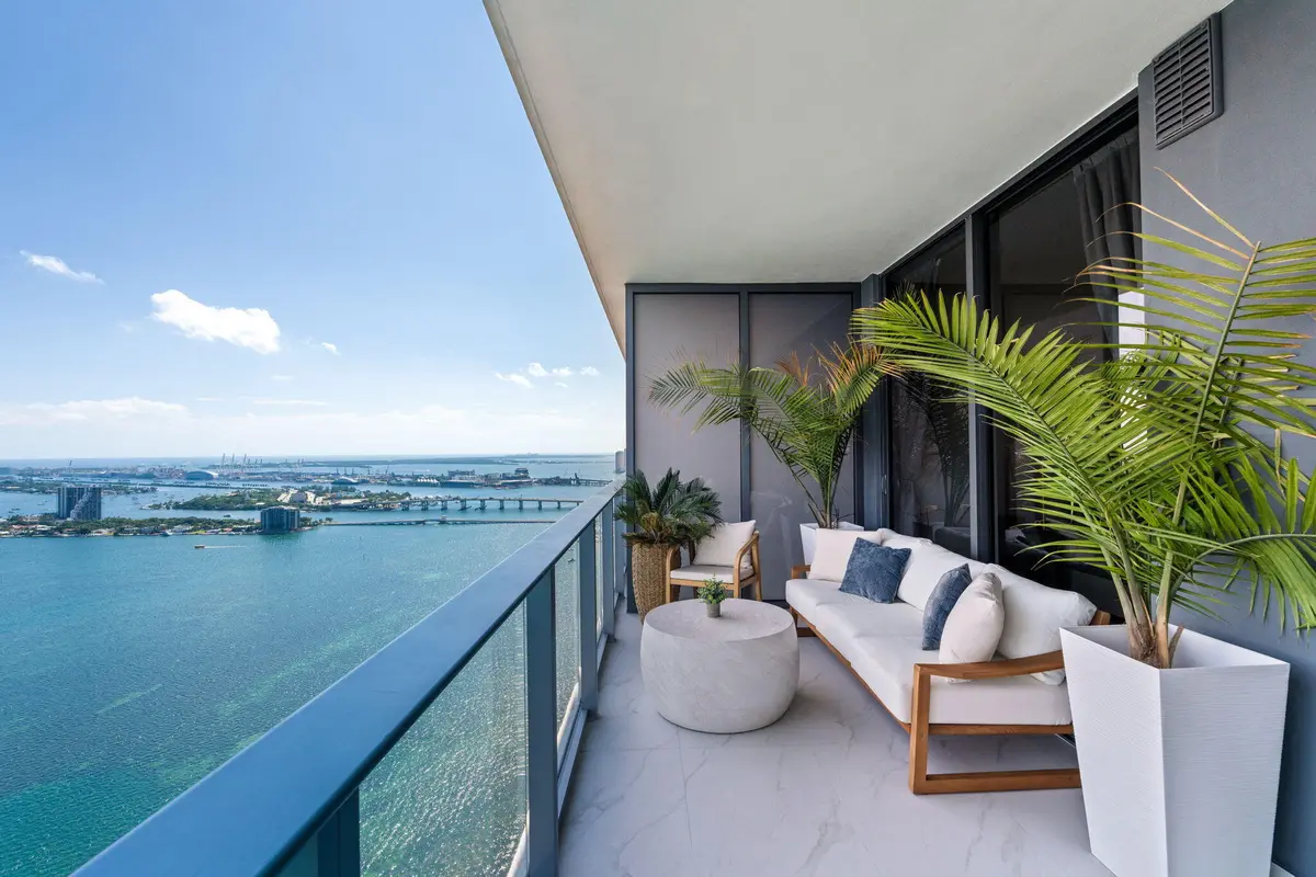 28-web-or-mls-A7401437 at 700 NE 24TH Street 4304, Miami