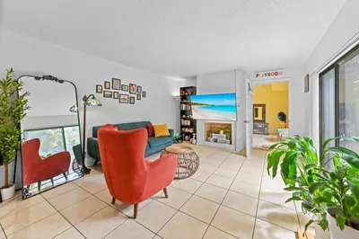 824 Springdale Circle, Palm Springs – Townhouse for sale
