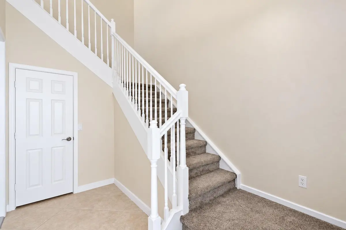 Foyer Entrance at 107 Evergrene Parkway, Palm Beach Gardens