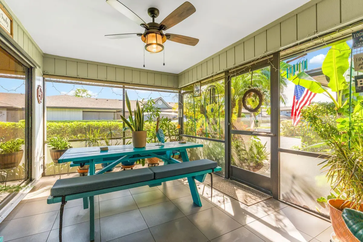 634 CENTRE Court 102, Vero Beach, FL – photo 2