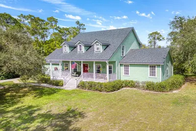 10612 Pine Cone Lane, Fort Pierce – Single Family Residence for sale