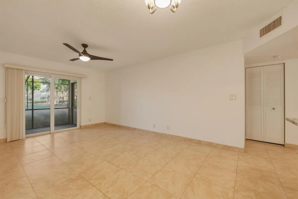 255 S Cypress Road 315, Pompano Beach, FL – photo 7
