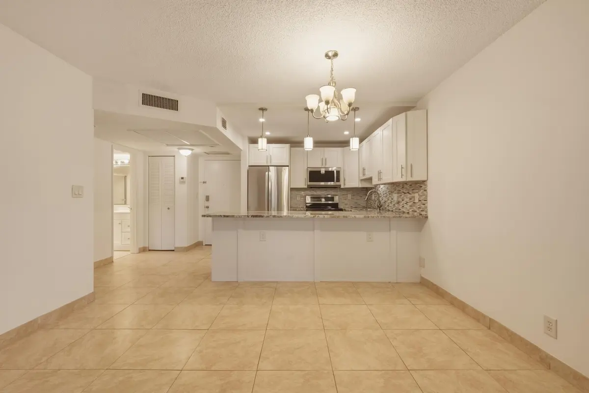 255 S Cypress Road 315, Pompano Beach, FL – photo 2