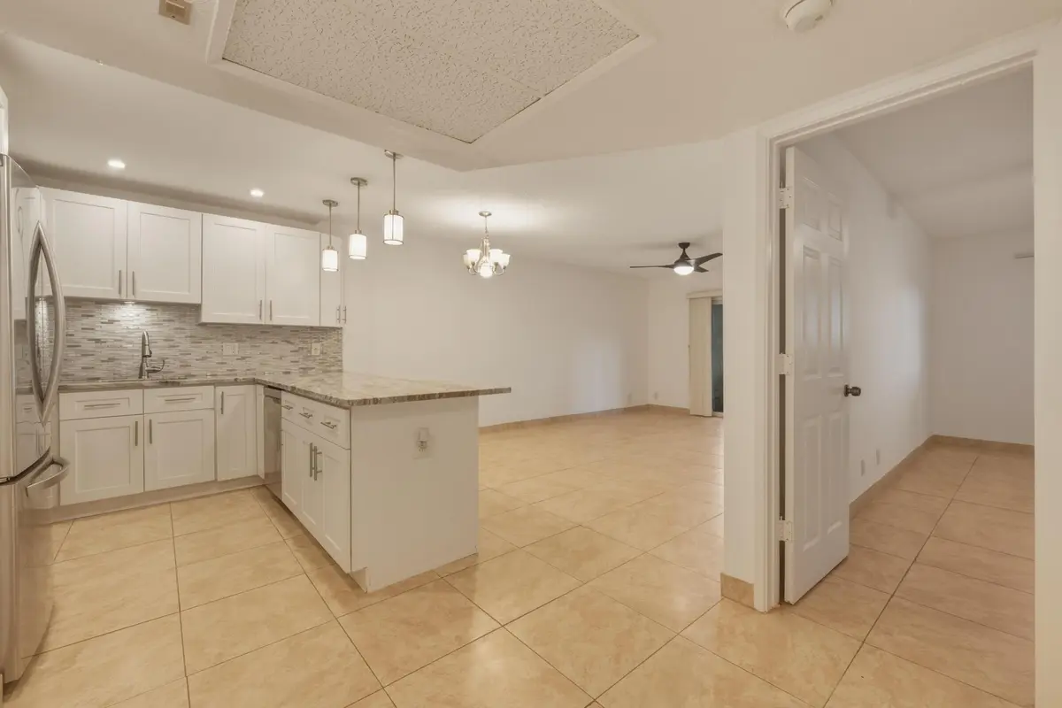 255 S Cypress Road 315, Pompano Beach, FL – photo 3