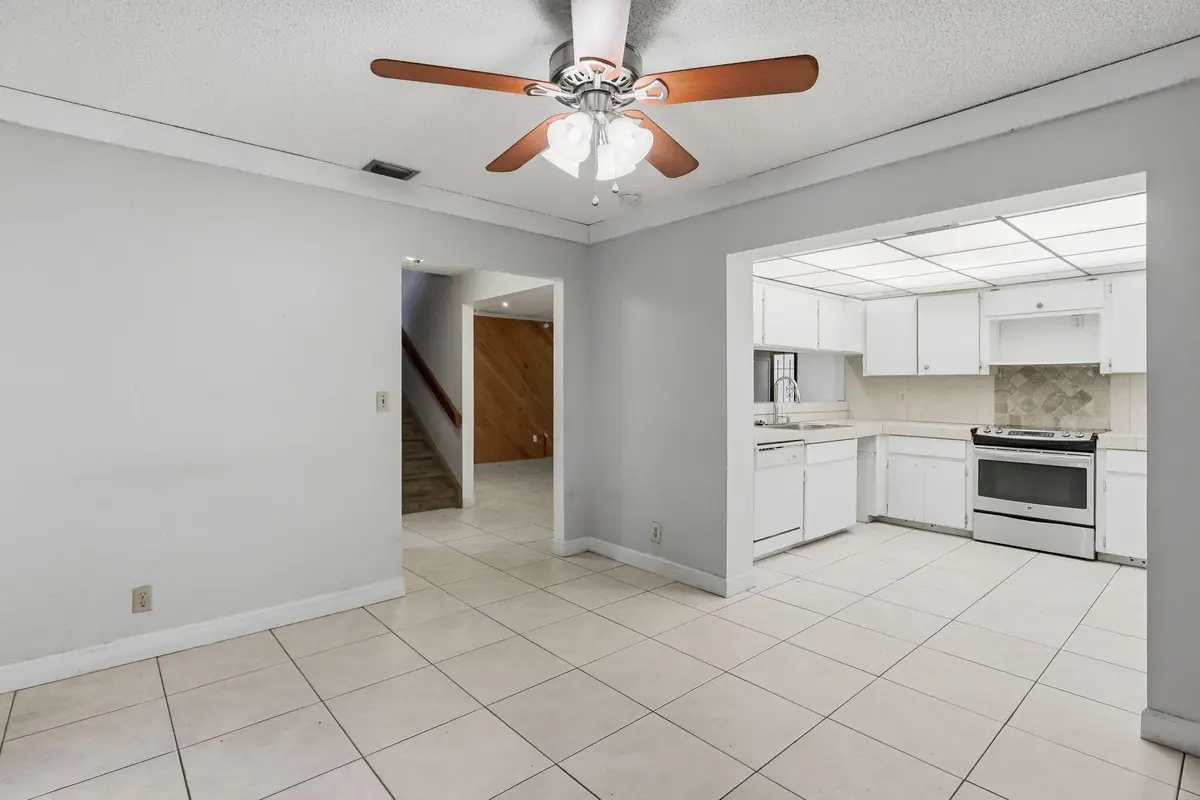 6850 Tiburon Dr at 6850 TIBURON Drive, Boca Raton