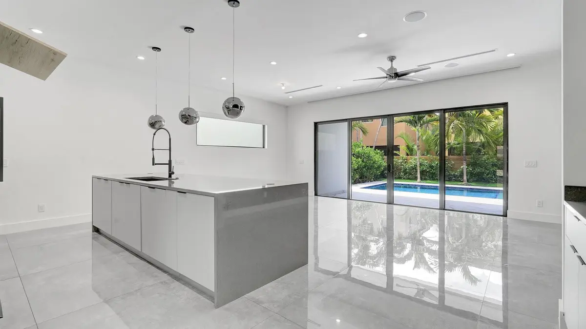 Photo 8 at 1620 NE 5TH Court B, Fort Lauderdale