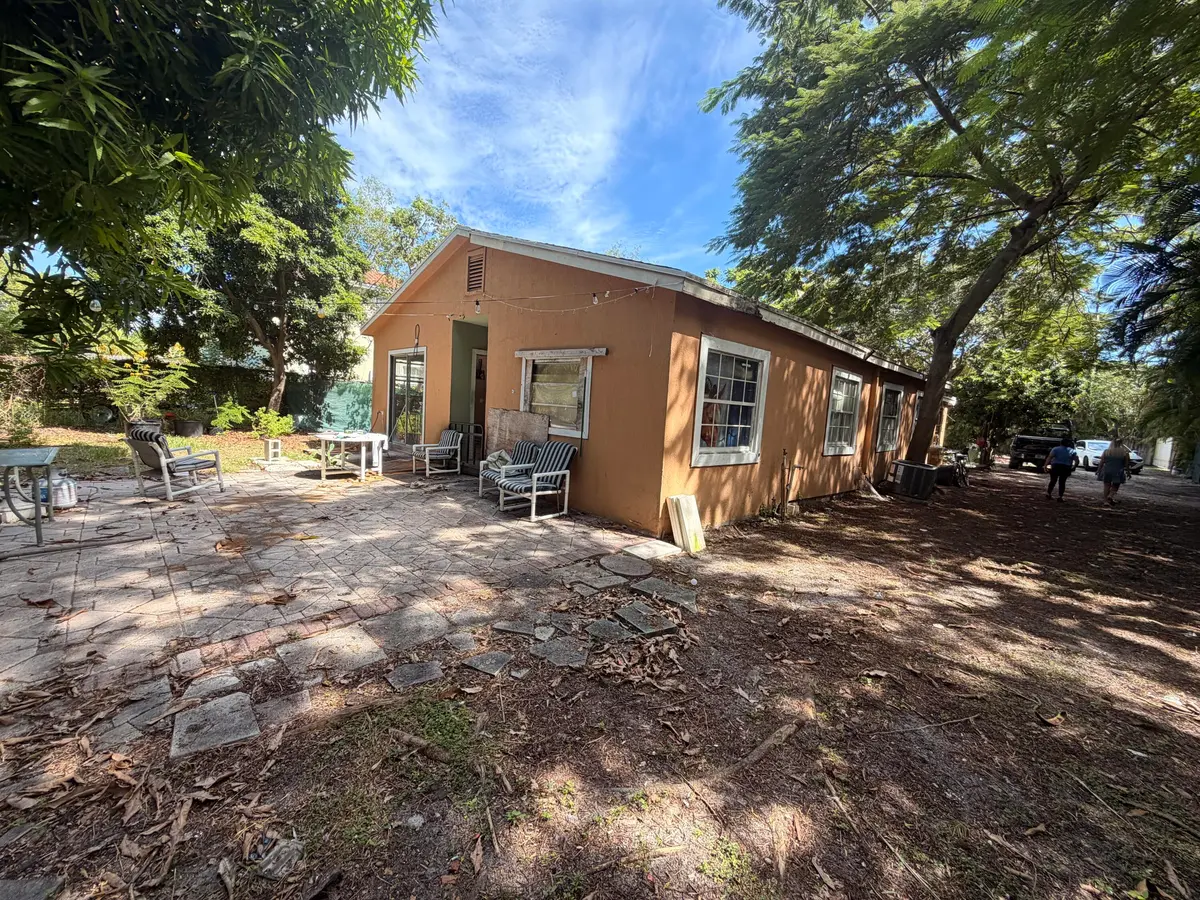 IMG_5725 at 1122 SW 7TH Avenue, Delray Beach