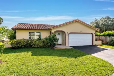 2315 NW 98th Lane, Coral Springs – Single Family Residence for sale