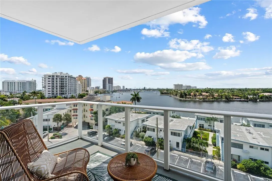 Photo 2 at 401 N BIRCH Road 606, Fort Lauderdale