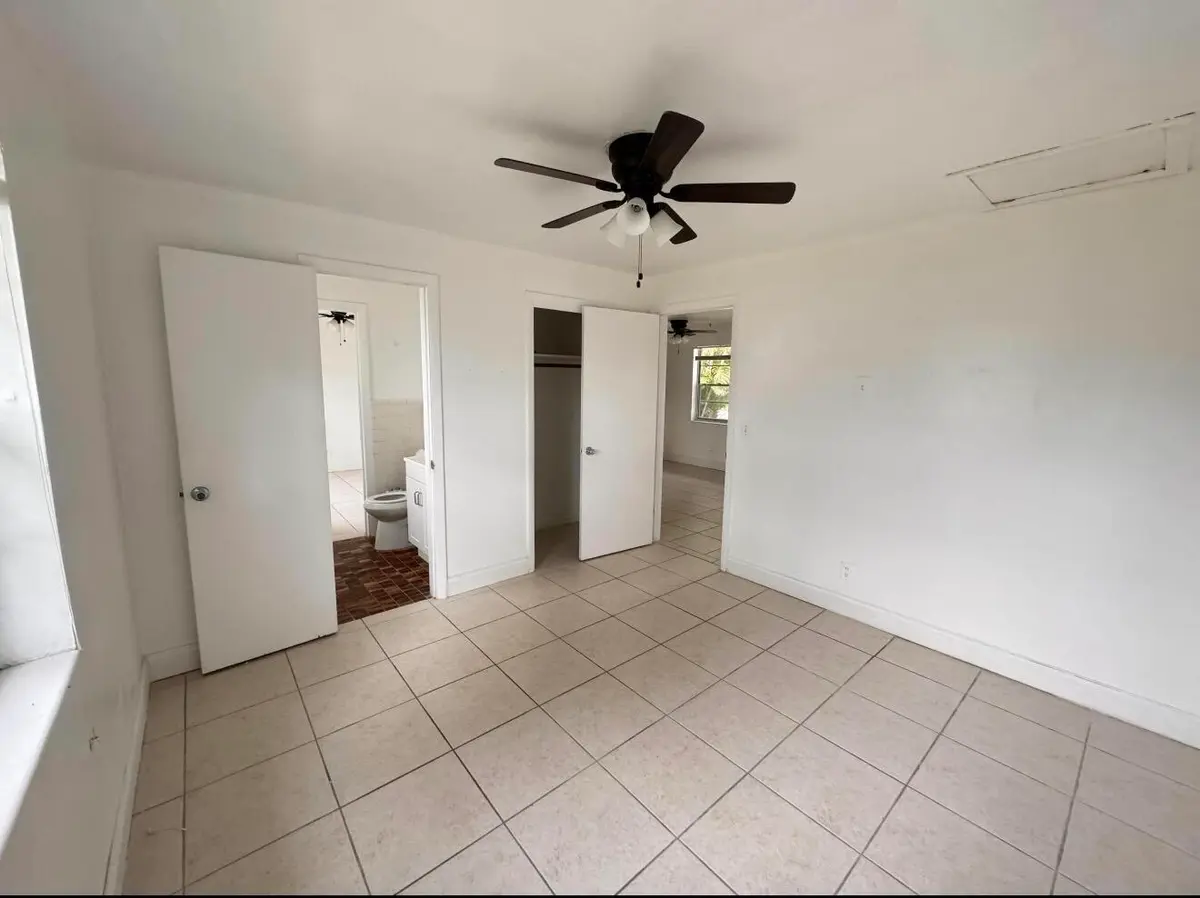 IMG_1410 at 1976 Windsor Drive, North Palm Beach