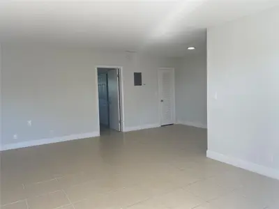 853 SE 4TH Court 17, Deerfield Beach – Apartment for rent
