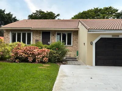 11560 NW 23RD Street E, Coral Springs – Single Family Residence for sale