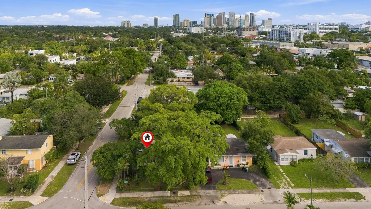 29_cam_20261014095008_0067_w at 251 SW 22ND Street, Fort Lauderdale