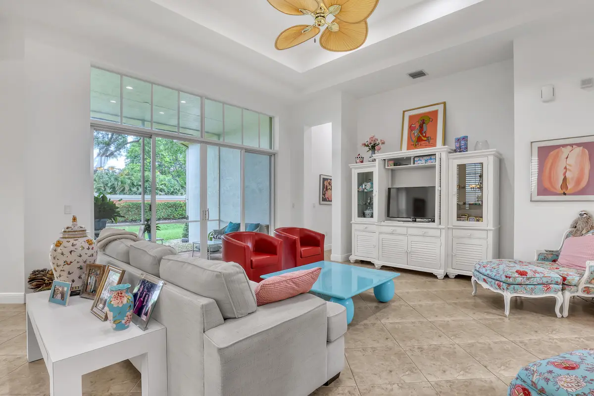 Family Room at 8933 Via Brilliante, Wellington