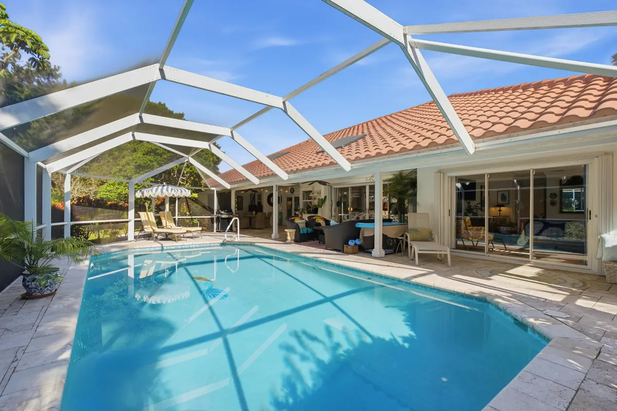 Pool at 100 HILLCREST Drive, Sewalls Point