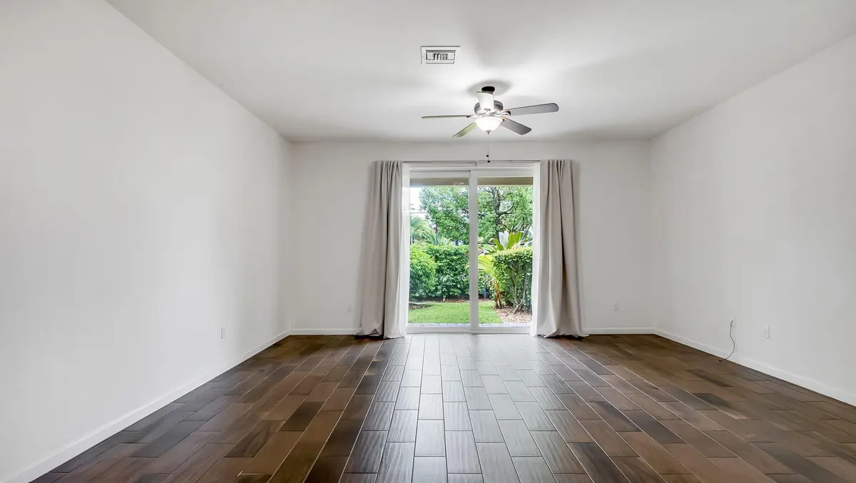 12-web-or-mls-DSC08064 at 366 SE 1ST Way, Deerfield Beach