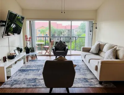 9055 WILES Road 304, Coral Springs – Condominium for sale