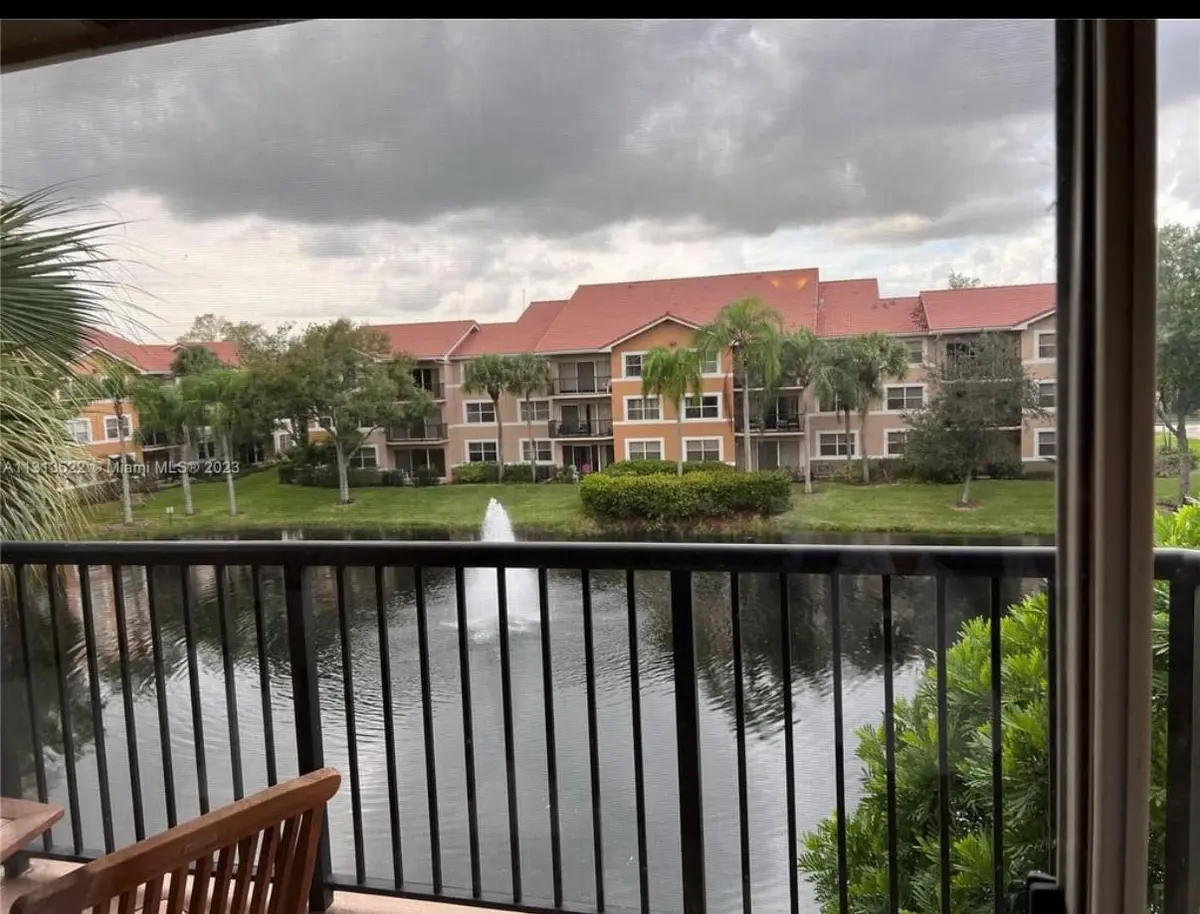 Photo 4 at 9055 WILES Road 304, Coral Springs