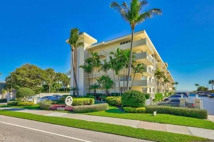 20250726213034594654000000-o at 630 OCEAN Drive 205, Juno Beach