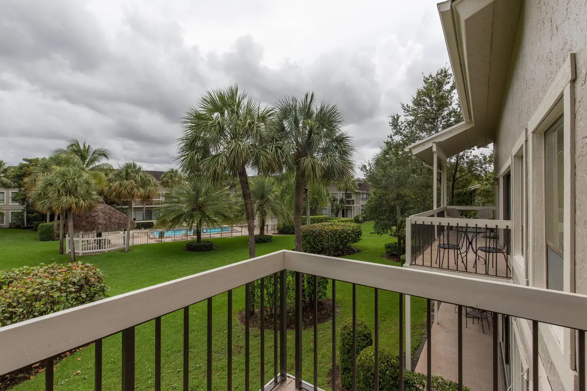 16 (1) at 11863 Wimbledon Circle 500, Wellington