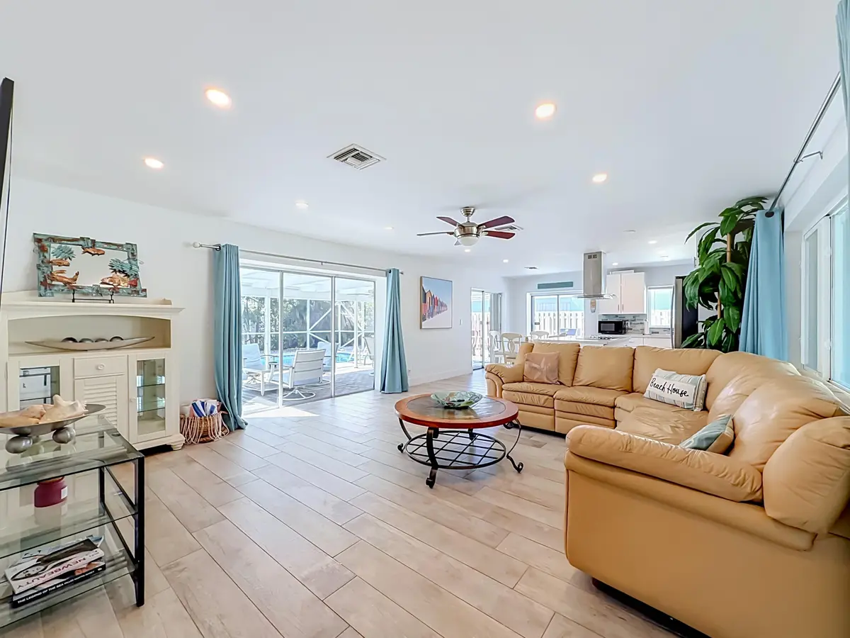 238 Corsair Avenue-21 at 238 CORSAIR Avenue, Lauderdale-By-The-Sea