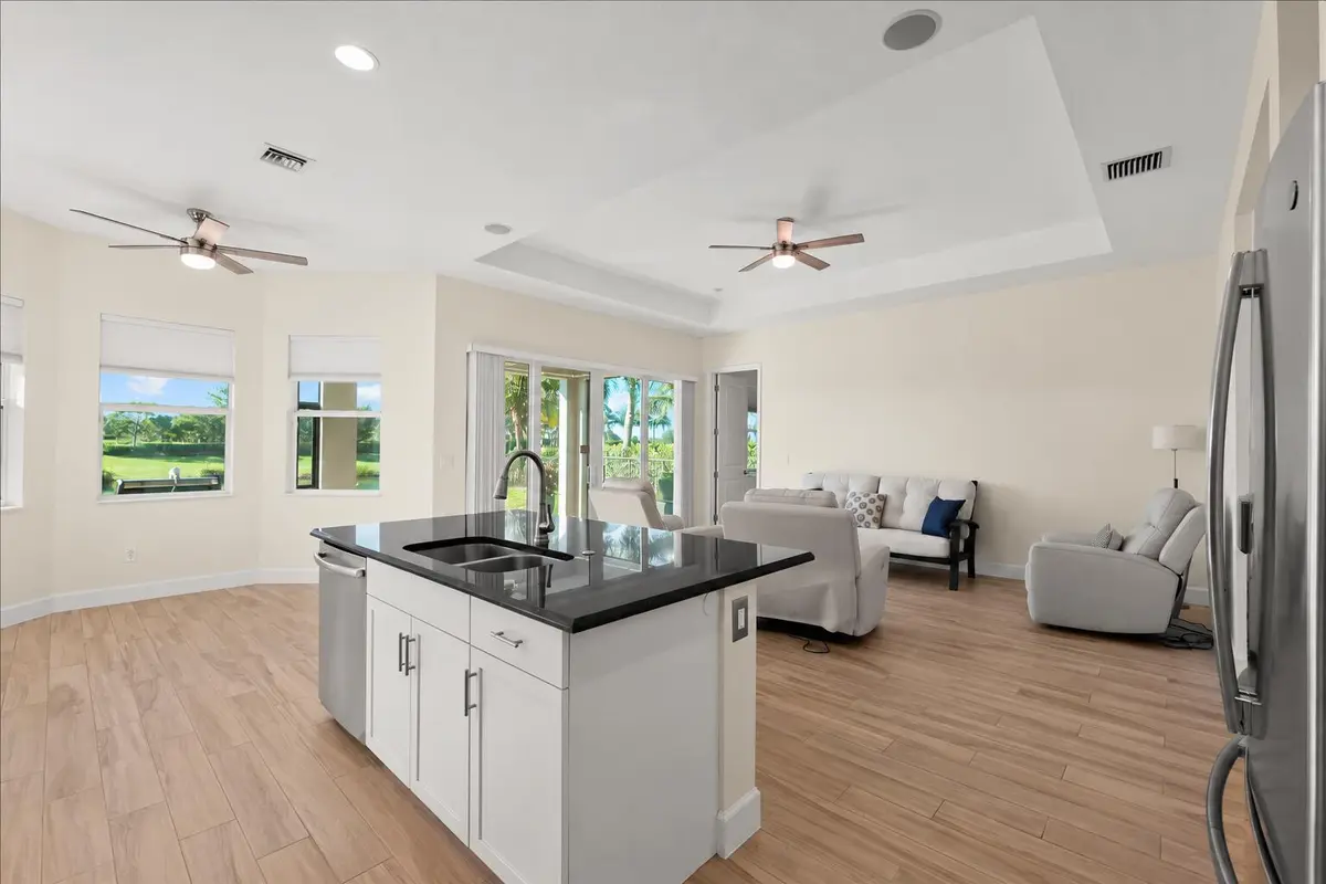Interior at 15976 Whippoorwill Circle, Westlake