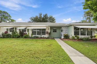 209 MANATEE Lane C, Fort Pierce – Condominium for sale