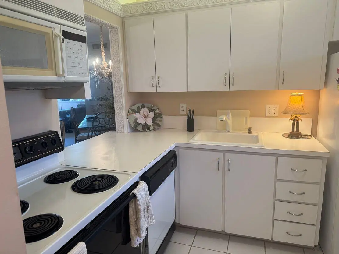 Kitchen at 5401 NW 2nd Avenue Apt 329, Boca Raton