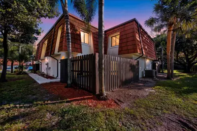 2216 WHITE PINE Circle D, Greenacres – Townhouse for sale