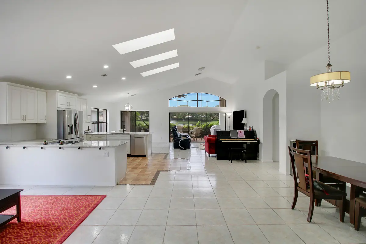 DECLUTTER HOUSE-27 at 10429 S Lexington Circle, Boynton Beach