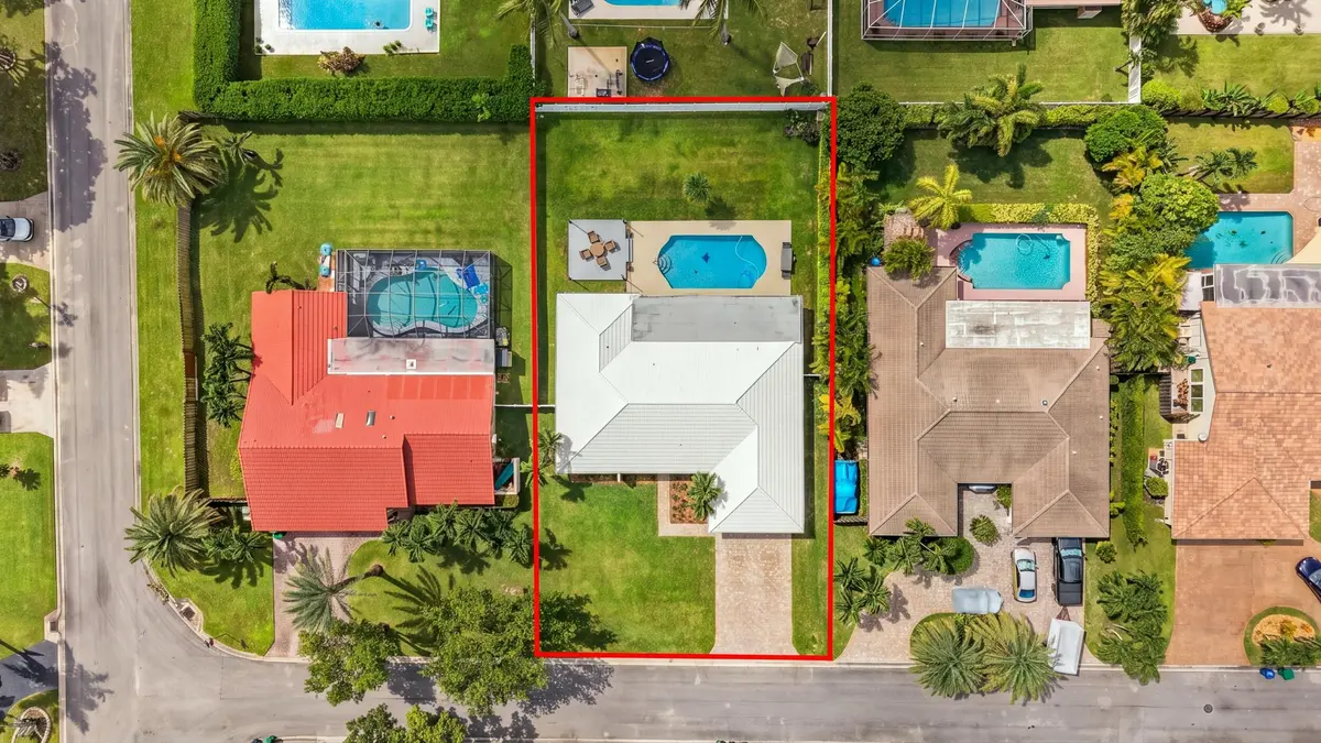 69_dji_20260926022955_0159_d_line at 626 NW 100th Way, Coral Springs