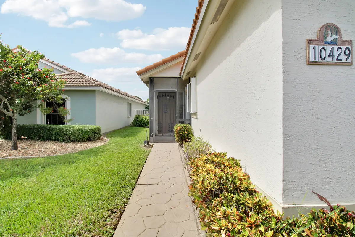 DECLUTTER HOUSE-31 at 10429 S Lexington Circle, Boynton Beach