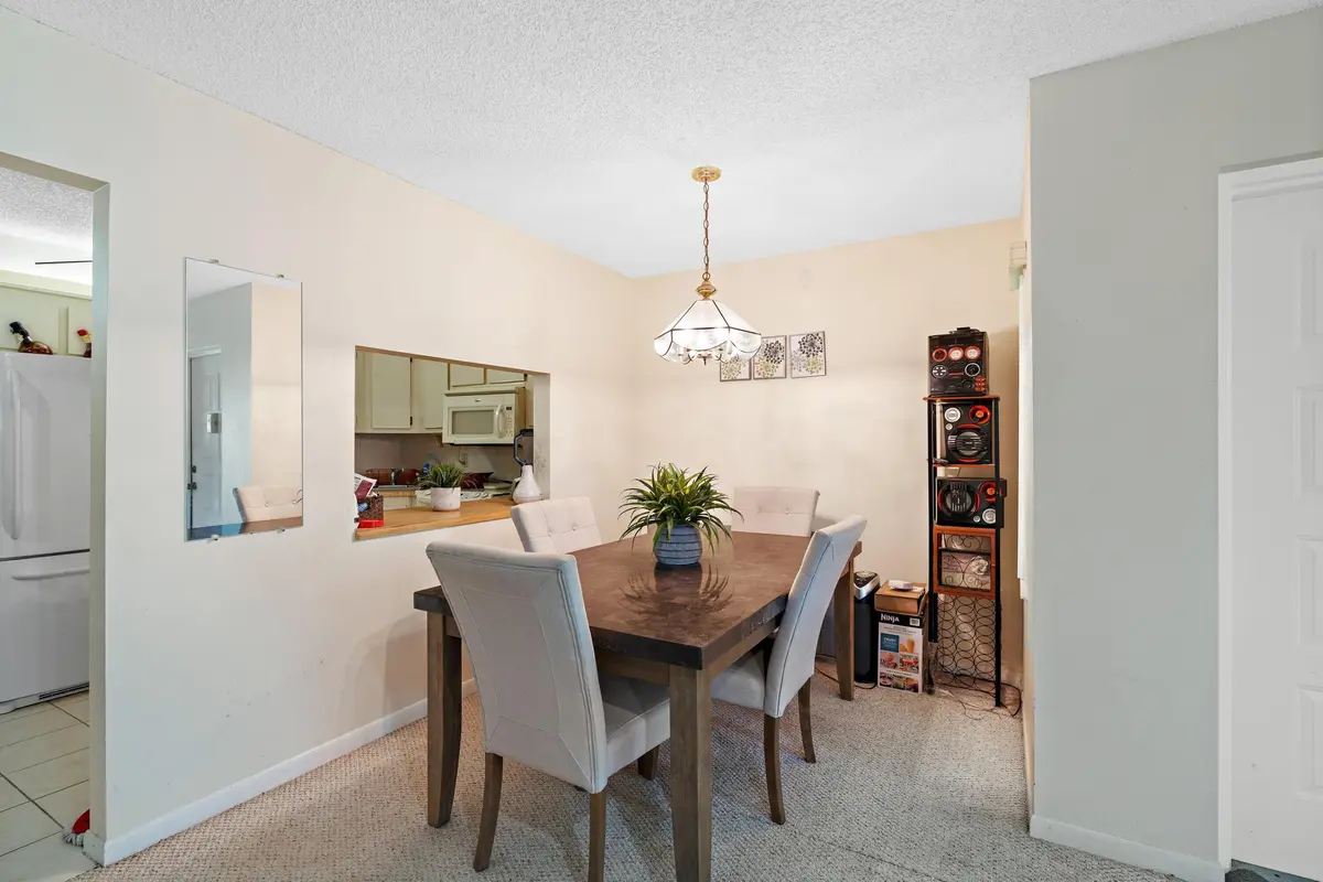 801 Sky Pine Way #H2 - Dining area at 801 Sky Pine Way, Greenacres
