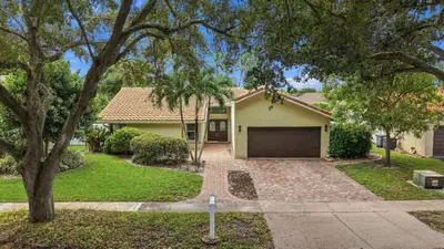 8928 Escondido Way, Boca Raton – Single Family Residence for sale
