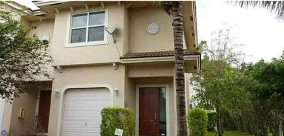 Photo 1 at 8305 W SAMPLE Road 4, Coral Springs