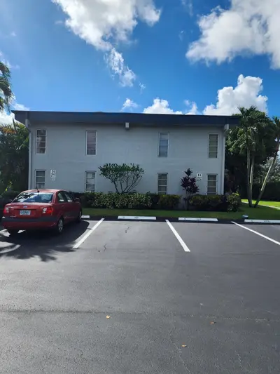 7523 S Oriole Boulevard 104, Delray Beach – Condominium for rent