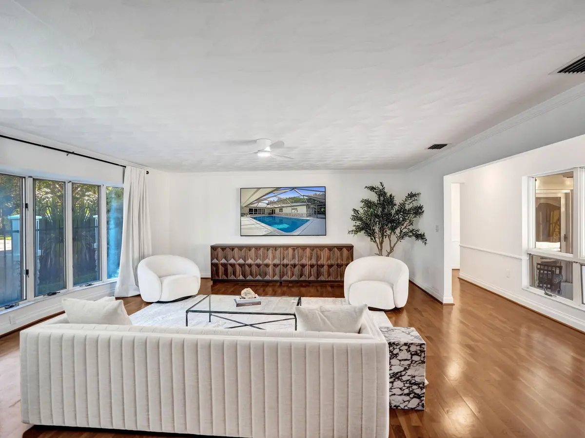 90-web-or-mls-DSC07253 (2) at 2600 NE 21st Street, Fort Lauderdale