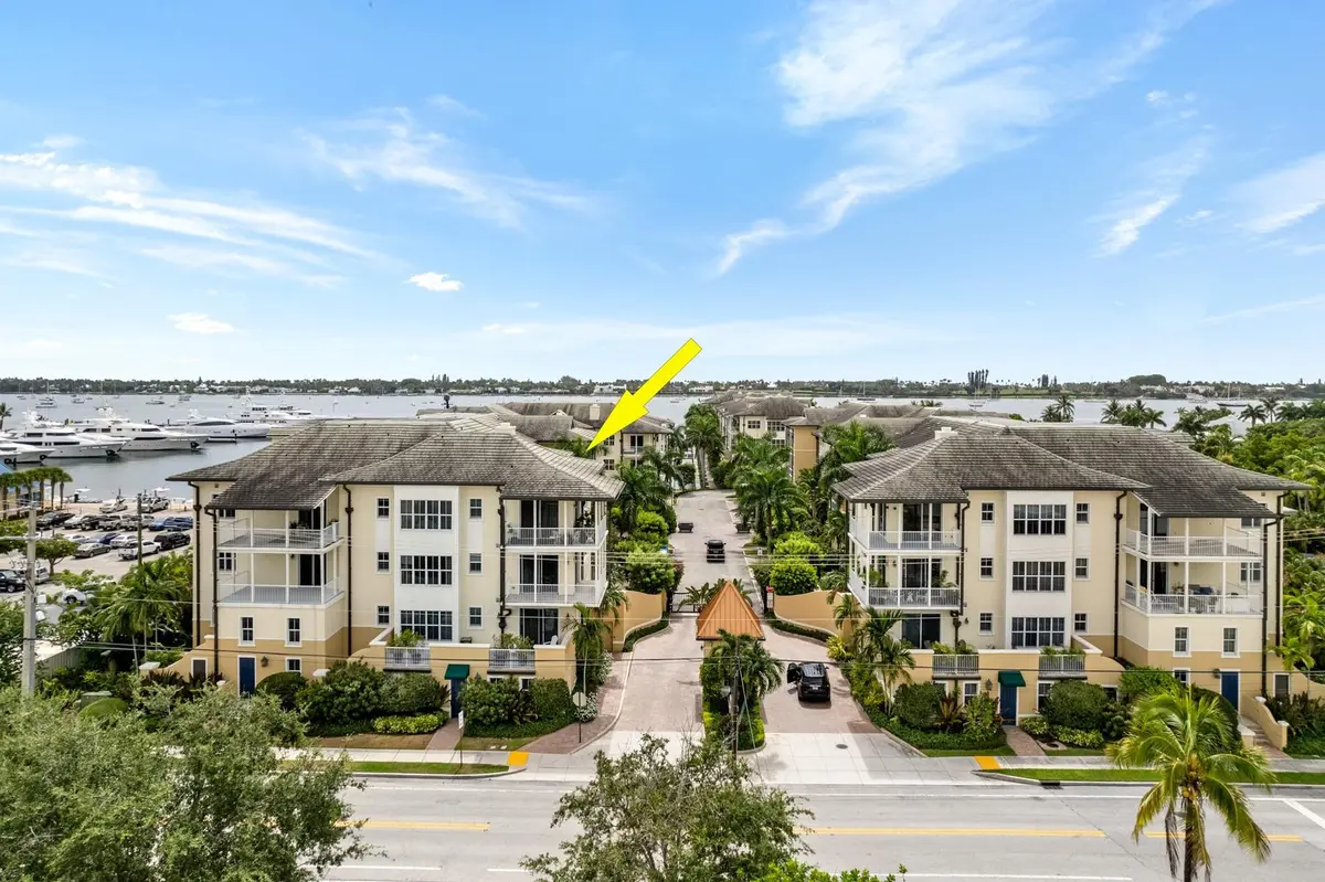 Photo 3 at 3960 N Flagler Drive 306, West Palm Beach