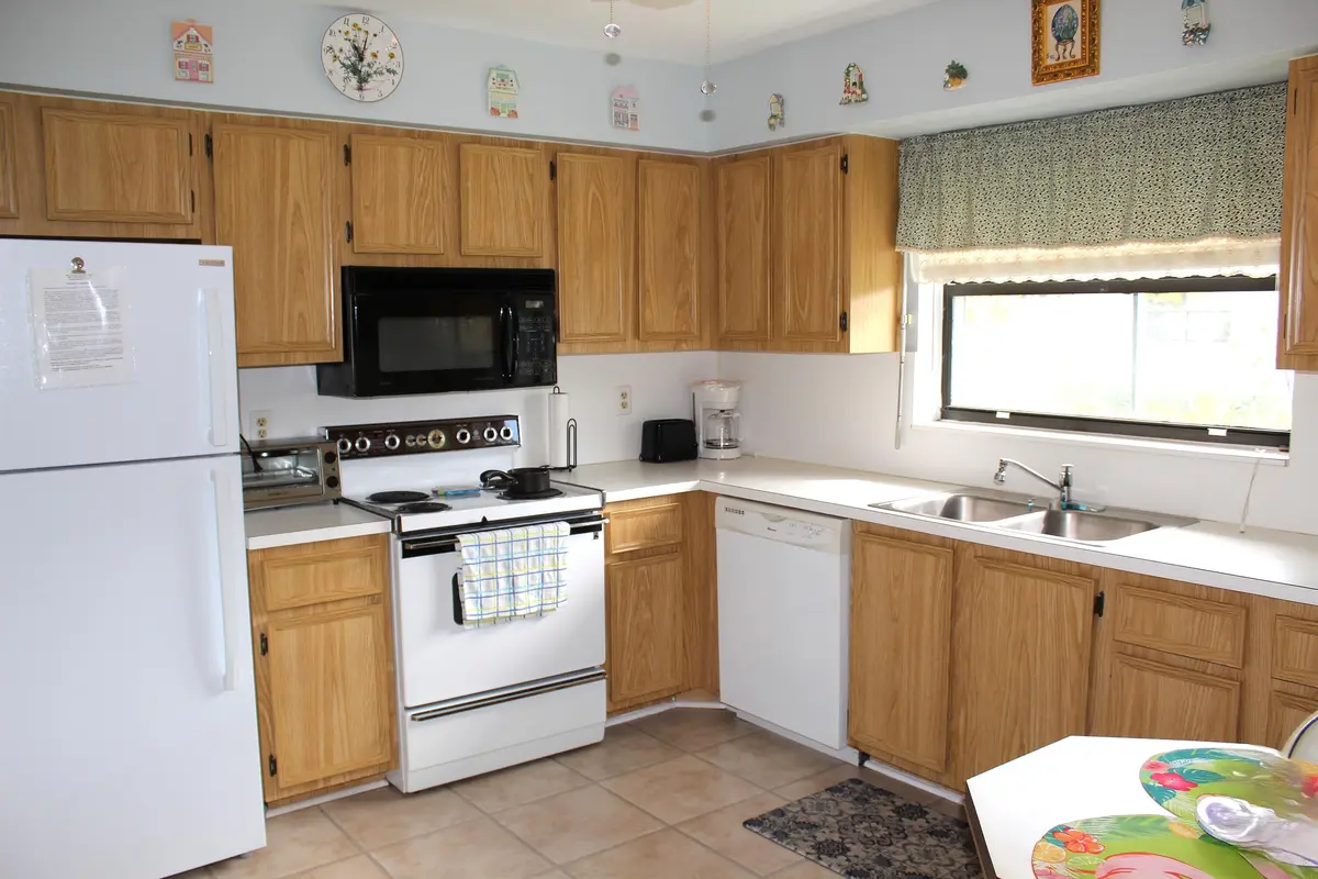 KITCHEN at 9865 TABEBUIA TREE Drive B, Boynton Beach