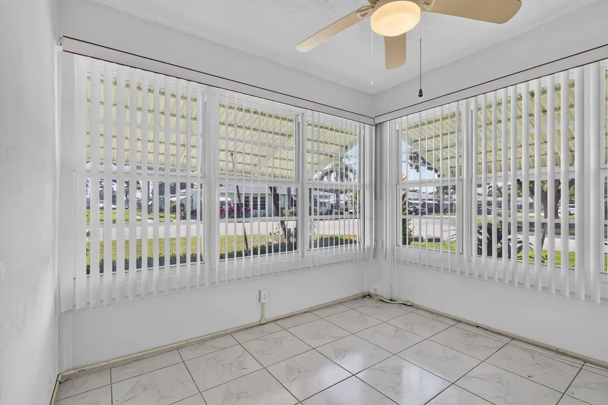 7-web-or-mls-_14A8360 at 211 COUNTRY Lane A, Boynton Beach