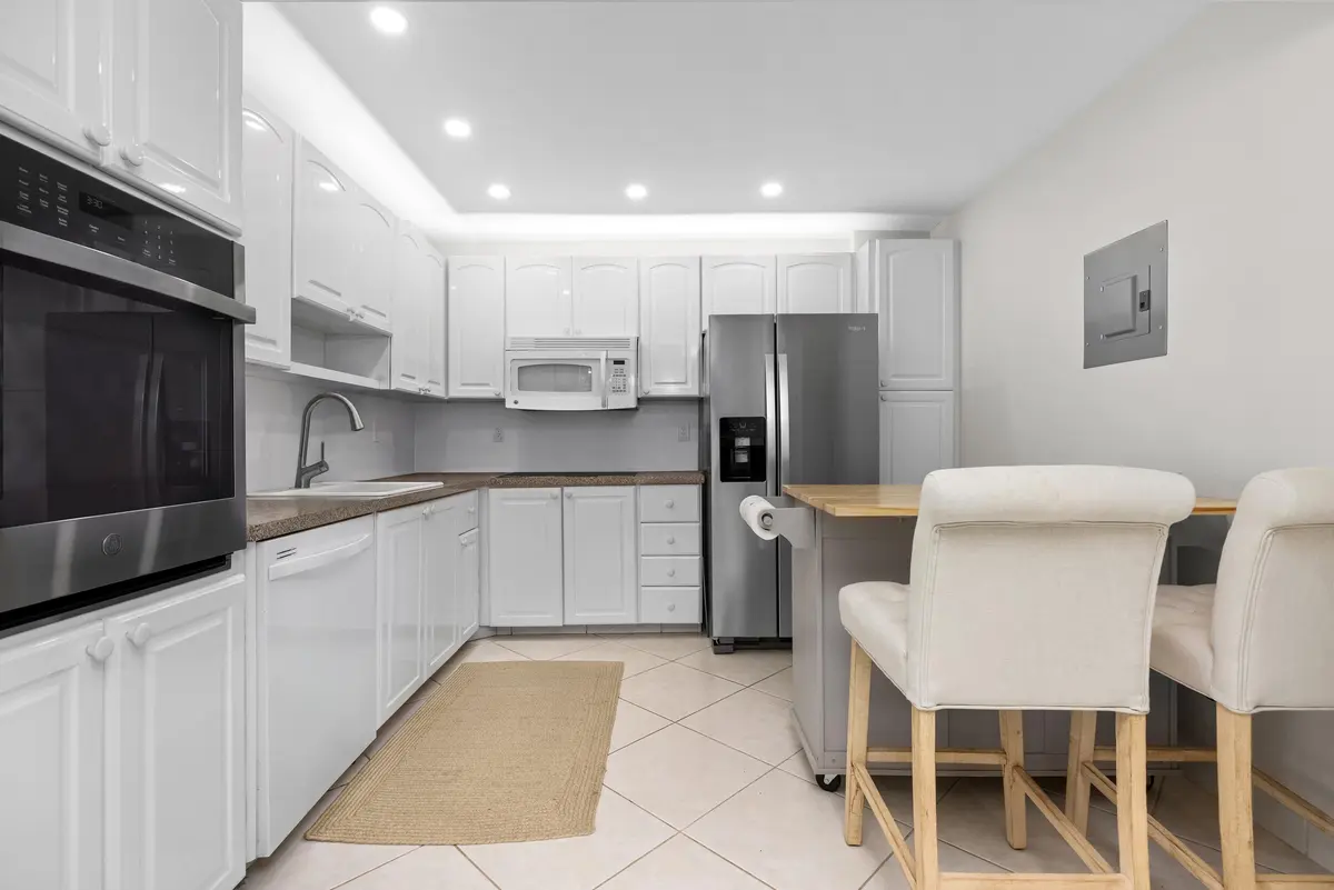 Kitchen at 3460 S Ocean Boulevard 7160, Palm Beach