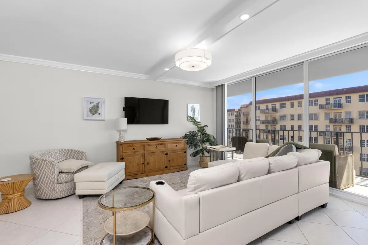 Living Area at 3460 S Ocean Boulevard 7160, Palm Beach